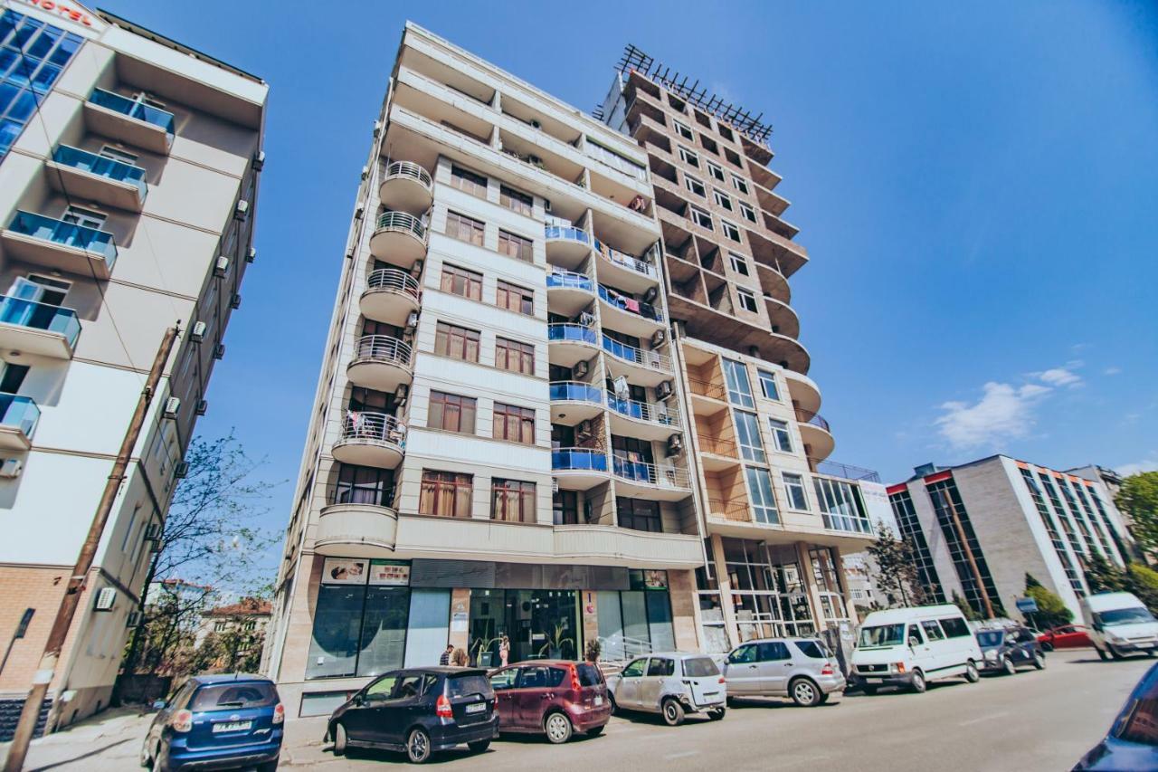 Apartment On Javakhishvili Batumi Exterior foto